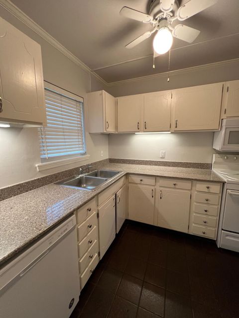Tiny photo for 1625 Centerville Road #23, Tallahassee, FL 32308 (MLS # 389431)