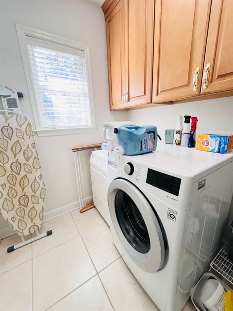 Tiny photo for 1000 Cherry Laurel Street, Tallahassee, FL 32308 (MLS # 395790)