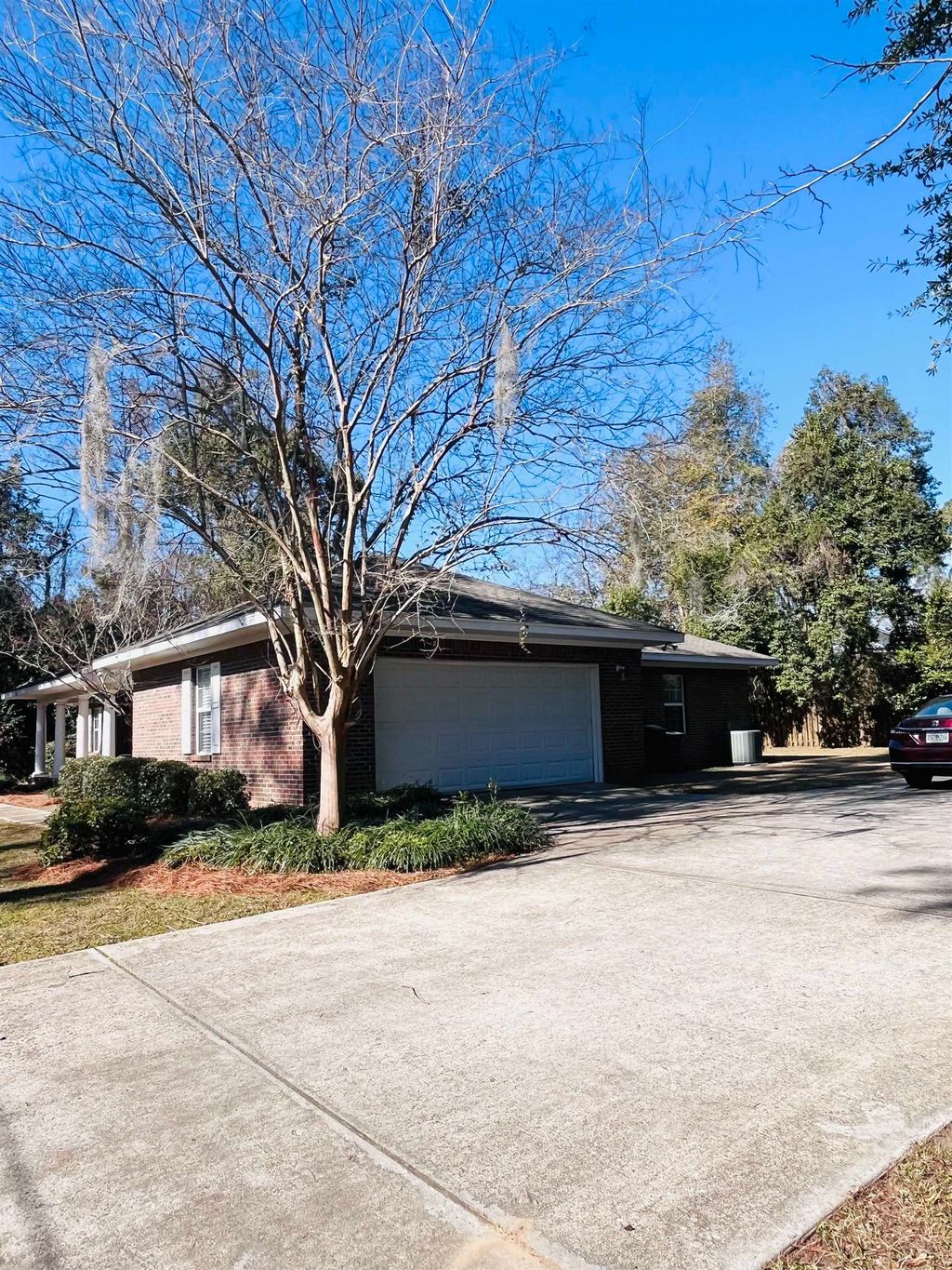 Photo of 1000 Cherry Laurel Street, Tallahassee, FL 32308 (MLS # 395790)