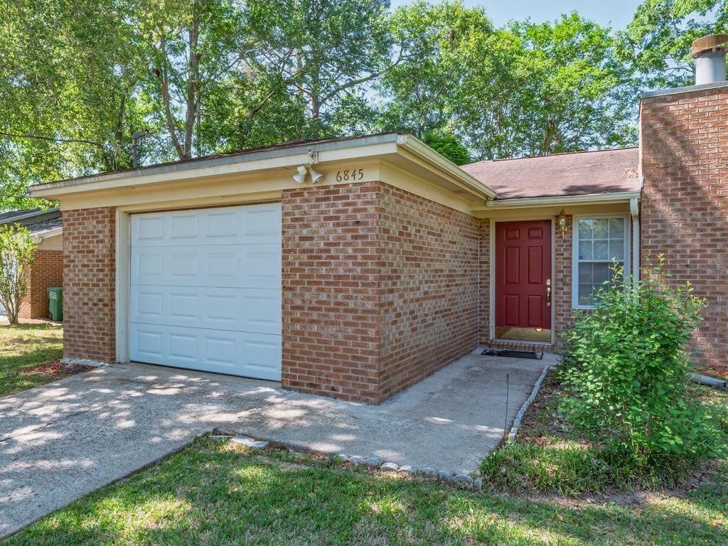 Photo of 6845 Hill Gail Trl Trl, Tallahassee, FL 32309 (MLS # 398820)