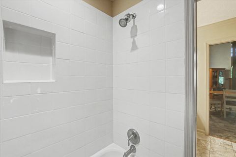 Tiny photo for 439 BEAVER LAKE Road, Tallahassee, FL 32312 (MLS # 397530)