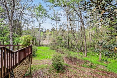 Tiny photo for 439 BEAVER LAKE Road, Tallahassee, FL 32312 (MLS # 397530)