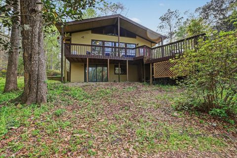 Tiny photo for 439 BEAVER LAKE Road, Tallahassee, FL 32312 (MLS # 397530)