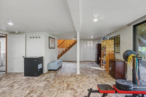 Tiny photo for 439 BEAVER LAKE Road, Tallahassee, FL 32312 (MLS # 397530)