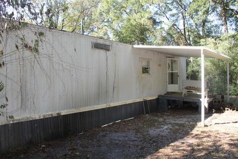 A home in Crawfordville