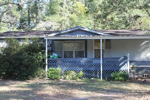 A home in Crawfordville