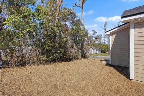 Tiny photo for 2002 Pasco Street, Tallahassee, FL 32310 (MLS # 400861)