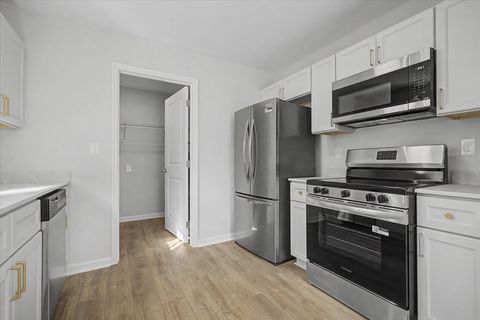 Tiny photo for 2002 Pasco Street, Tallahassee, FL 32310 (MLS # 400861)