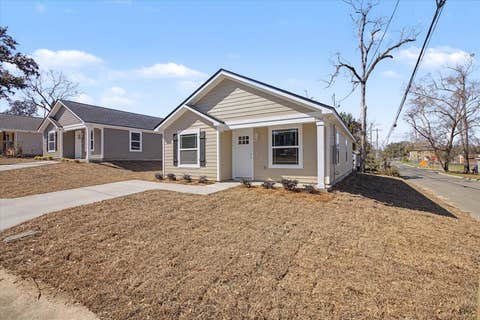 Tiny photo for 2002 Pasco Street, Tallahassee, FL 32310 (MLS # 400861)