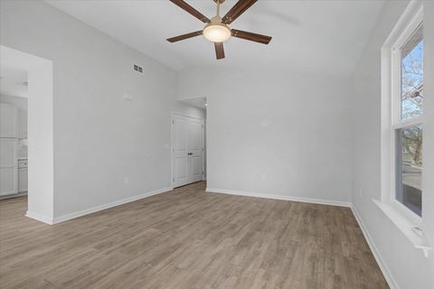 Tiny photo for 2002 Pasco Street, Tallahassee, FL 32310 (MLS # 400861)