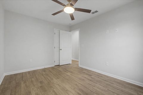 Tiny photo for 2002 Pasco Street, Tallahassee, FL 32310 (MLS # 400861)