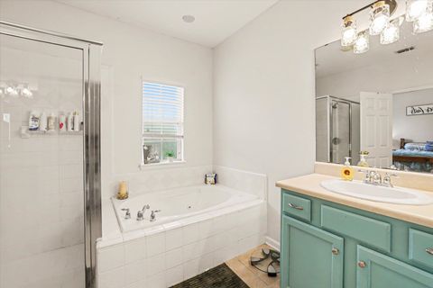 Tiny photo for 20 KING ARTHURS Court, Crawfordville, FL 32327 (MLS # 398009)