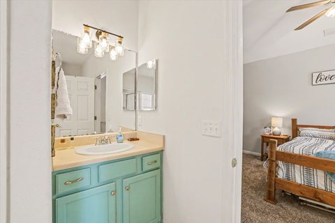 Tiny photo for 20 KING ARTHURS Court, Crawfordville, FL 32327 (MLS # 398009)