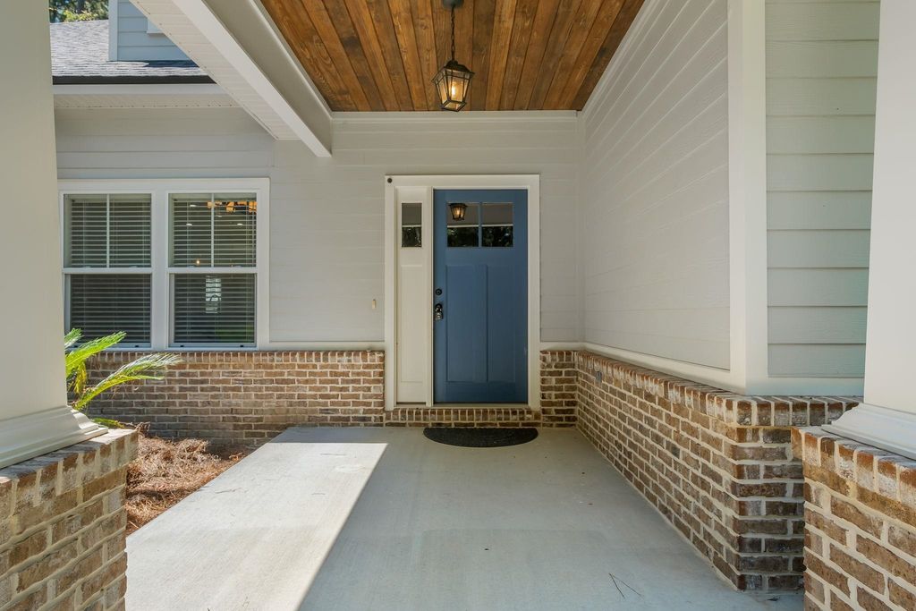 Photo of 3433 Cherokee Ridge Trail, Tallahassee, FL 32312 (MLS # 390707)