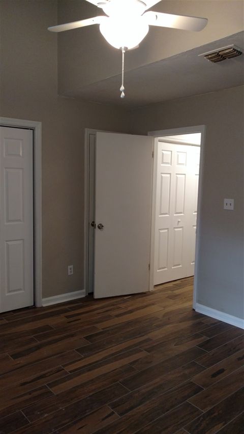 Tiny photo for 912 South Lipona Road Rd, Tallahassee, FL 32304 (MLS # 399045)