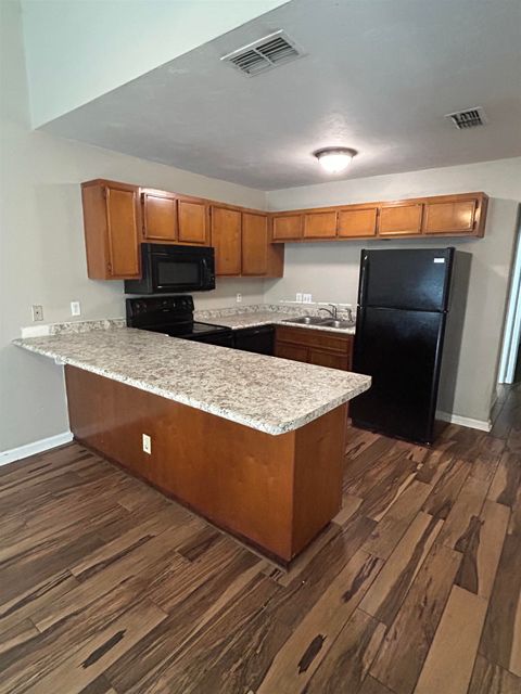 Tiny photo for 912 South Lipona Road Rd, Tallahassee, FL 32304 (MLS # 399045)