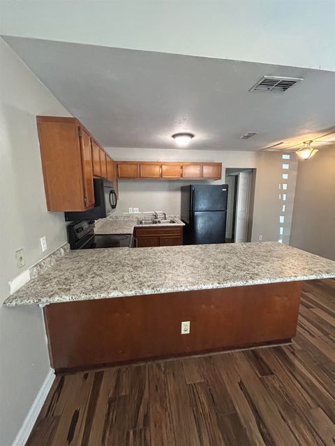 Tiny photo for 912 South Lipona Road Rd, Tallahassee, FL 32304 (MLS # 399045)