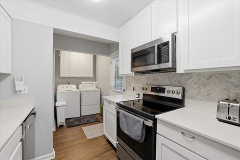Tiny photo for 2214 Timberwood Circle, Tallahassee, FL 32304 (MLS # 401006)
