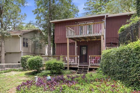 Tiny photo for 2214 Timberwood Circle, Tallahassee, FL 32304 (MLS # 401006)