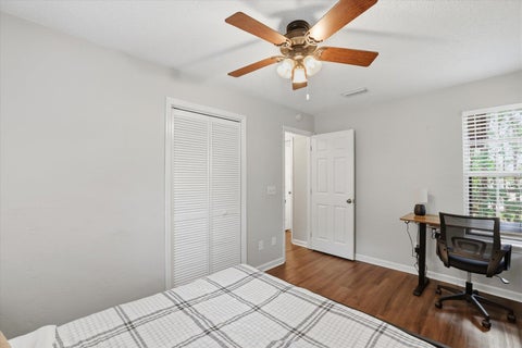 Tiny photo for 2214 Timberwood Circle, Tallahassee, FL 32304 (MLS # 401006)