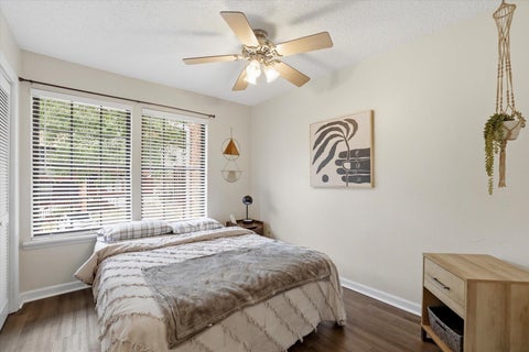 Tiny photo for 2214 Timberwood Circle, Tallahassee, FL 32304 (MLS # 401006)