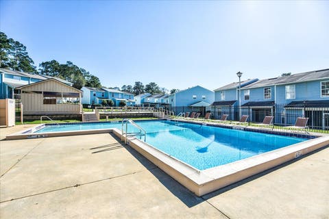 Tiny photo for 2214 Timberwood Circle, Tallahassee, FL 32304 (MLS # 401006)