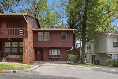 Tiny photo for 2214 Timberwood Circle, Tallahassee, FL 32304 (MLS # 401006)