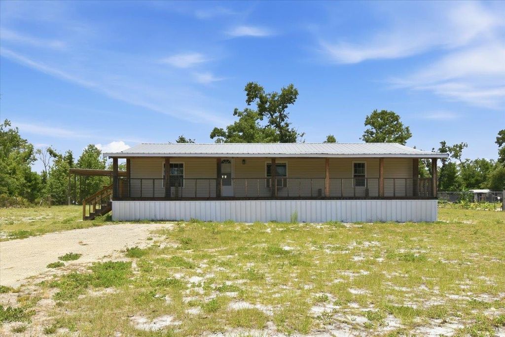 Photo of 2538 Live Oak Road, Perry, FL 32348 (MLS # 401263)