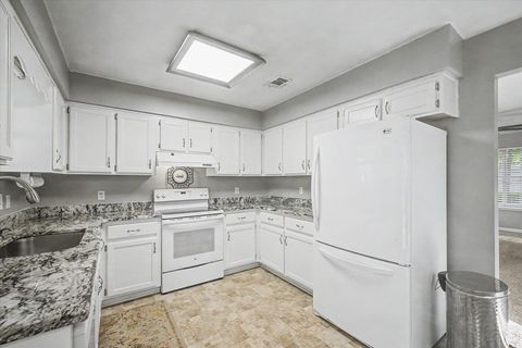 Tiny photo for 1704 Greenridge Trail, Tallahassee, FL 32312 (MLS # 398075)