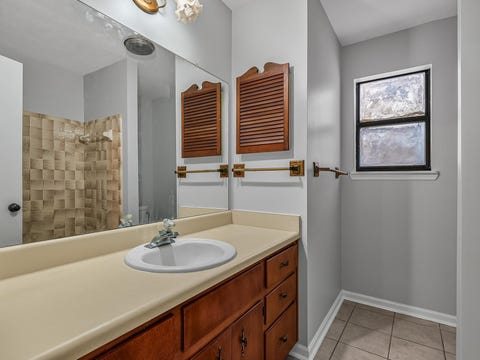 Tiny photo for 724 Red Fern Road, Tallahassee, FL 32308 (MLS # 402377)