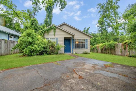824 Dover Street, Tallahassee, FL 32304 - MLS#: 385643