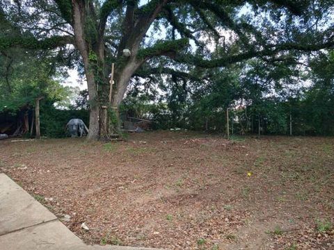 Tiny photo for 2641 Mission Road, Tallahassee, FL 32304 (MLS # 394184)