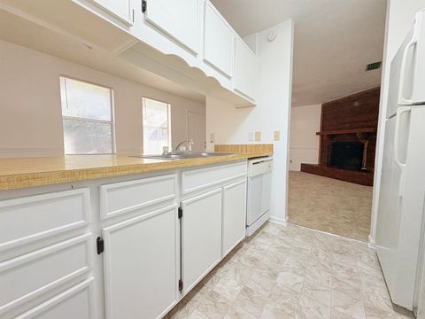 Tiny photo for 1810 Sylvan Court #D, Tallahassee, FL 32303 (MLS # 398345)