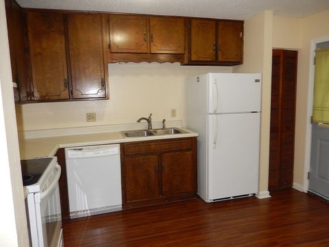 Tiny photo for 2685 Mission Road, Tallahassee, FL 32304 (MLS # 396094)