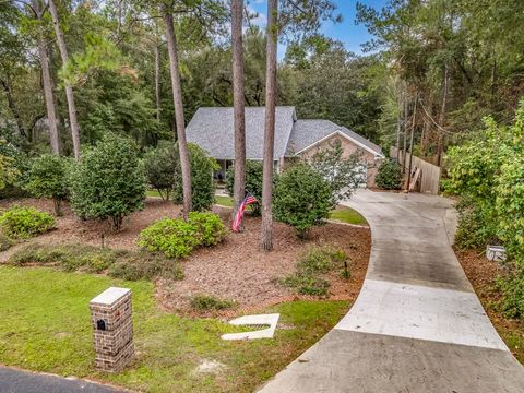 A home in Crawfordville