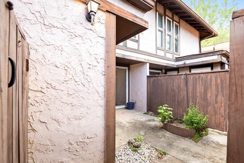 Tiny photo for 208 WESTWOOD Dr, Tallahassee, FL 32304 (MLS # 398425)