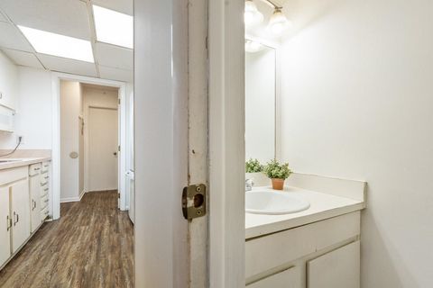 Tiny photo for 208 WESTWOOD Dr, Tallahassee, FL 32304 (MLS # 398425)