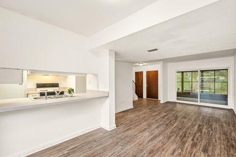 Tiny photo for 208 WESTWOOD Dr, Tallahassee, FL 32304 (MLS # 398425)