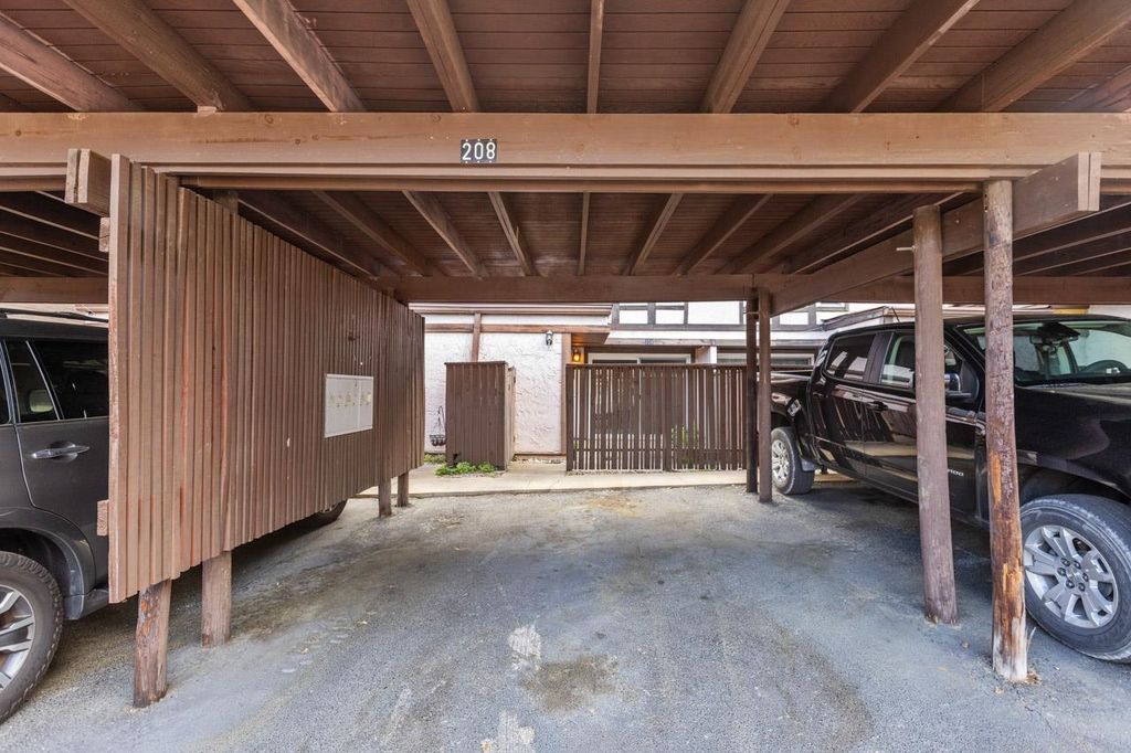 Photo of 208 WESTWOOD Dr, Tallahassee, FL 32304 (MLS # 398425)