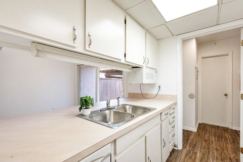 Tiny photo for 208 WESTWOOD Dr, Tallahassee, FL 32304 (MLS # 398425)