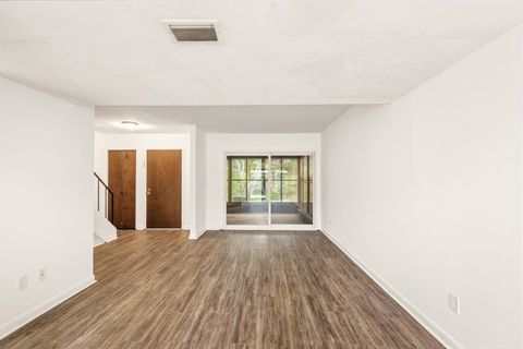 Tiny photo for 208 WESTWOOD Dr, Tallahassee, FL 32304 (MLS # 398425)