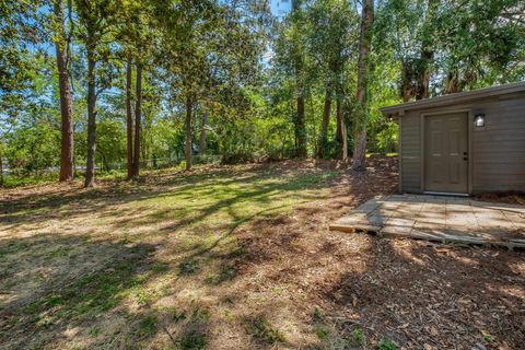 Tiny photo for 2314 Oxford Road, Tallahassee, FL 32304 (MLS # 390680)