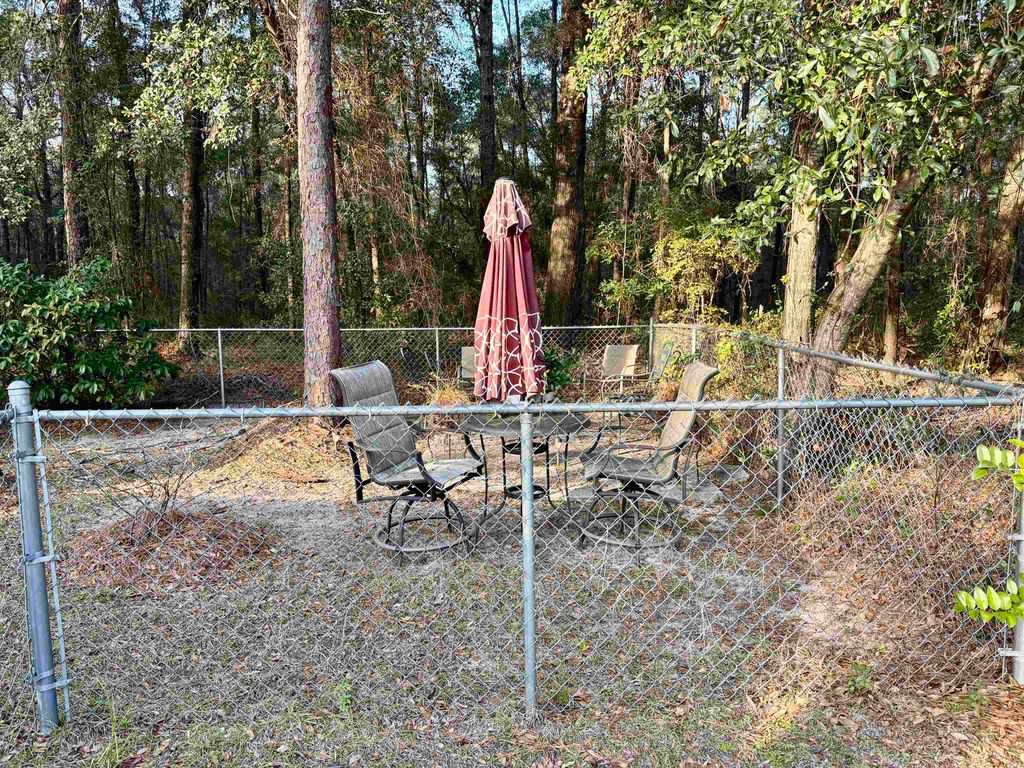 Photo of 1544 LIETZ Road, Tallahassee, FL 32305 (MLS # 394904)
