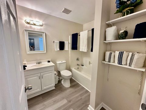 Tiny photo for 3178 N Ridge #1 & 2, Tallahassee, FL 32305 (MLS # 397383)