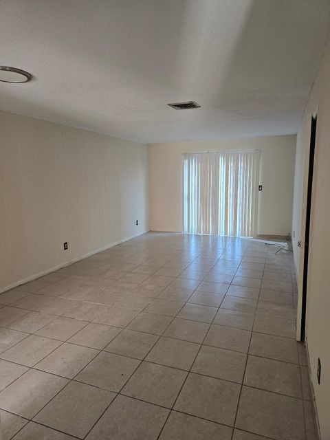 Tiny photo for 2325 W Pensacola Street #171, Tallahassee, FL 32304 (MLS # 399583)
