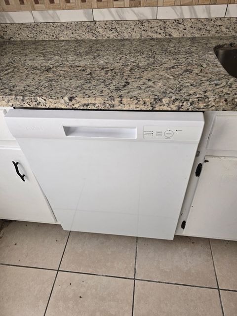 Tiny photo for 2325 W Pensacola Street #171, Tallahassee, FL 32304 (MLS # 399583)
