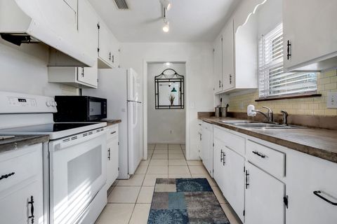 Tiny photo for 2072 Darnell Circle, Tallahassee, FL 32303 (MLS # 394366)