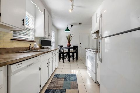 Tiny photo for 2072 Darnell Circle, Tallahassee, FL 32303 (MLS # 394366)