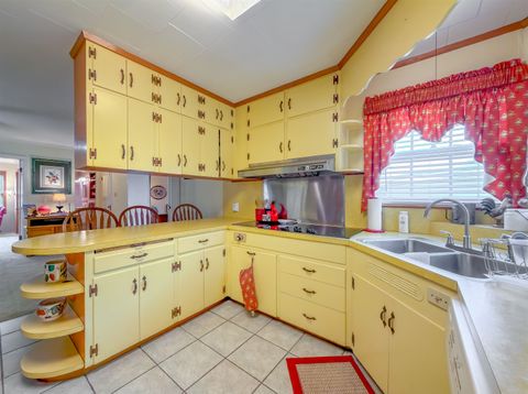 Tiny photo for 15870 SE Pear Street, Blountstown, FL 32424 (MLS # 398239)