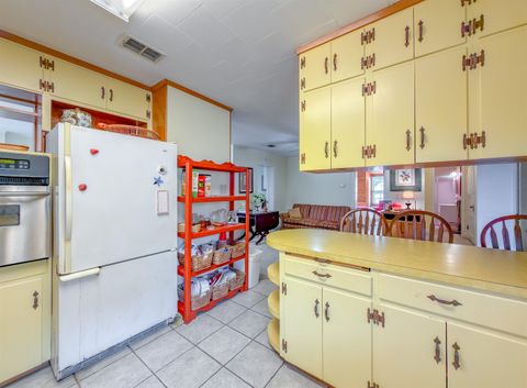 Tiny photo for 15870 SE Pear Street, Blountstown, FL 32424 (MLS # 398239)